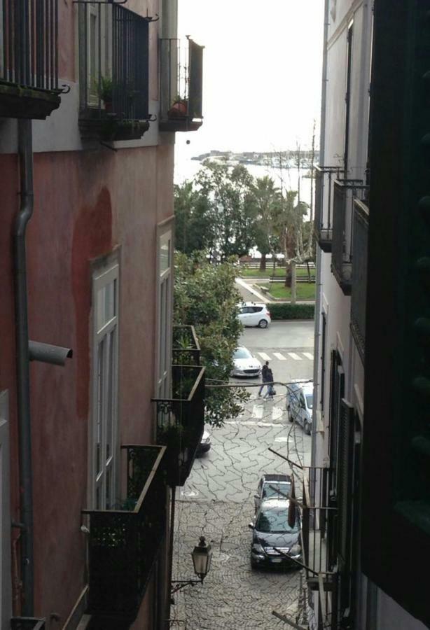 Bed and Breakfast Il Sorriso Salerno Exterior foto