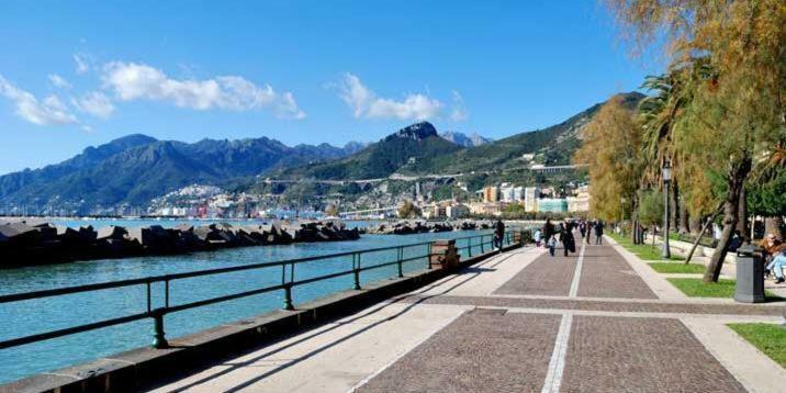 Bed and Breakfast Il Sorriso Salerno Exterior foto