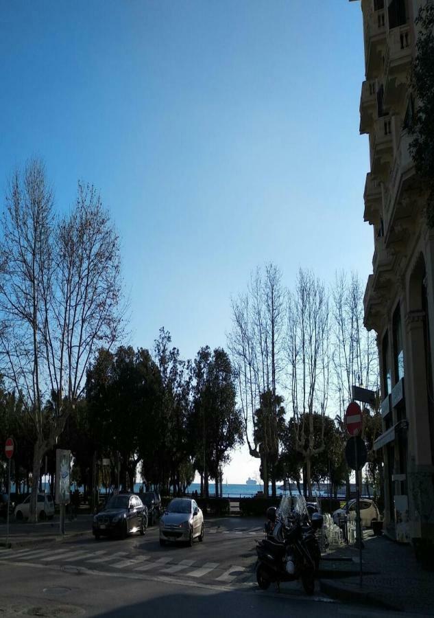 Bed and Breakfast Il Sorriso Salerno Exterior foto