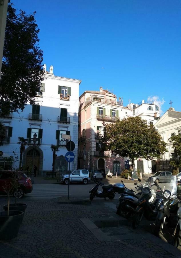 Bed and Breakfast Il Sorriso Salerno Exterior foto